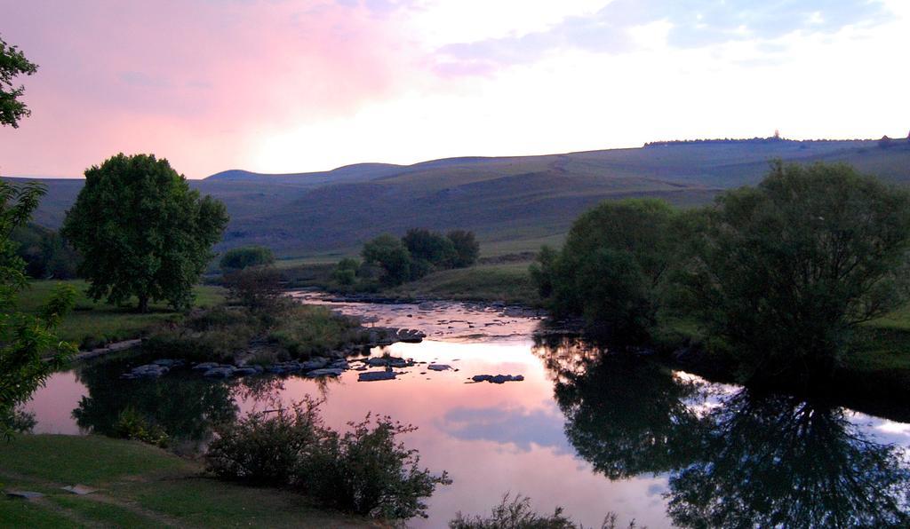 אונדרברג Umzimkulu River Lodge מראה חיצוני תמונה