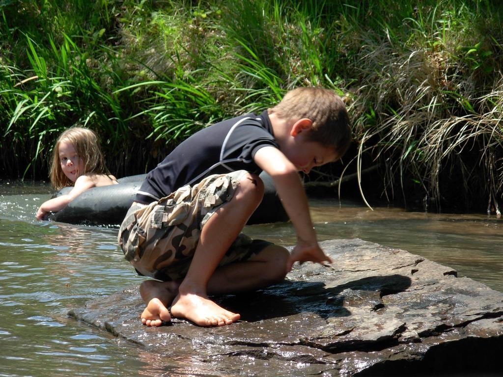 אונדרברג Umzimkulu River Lodge מראה חיצוני תמונה