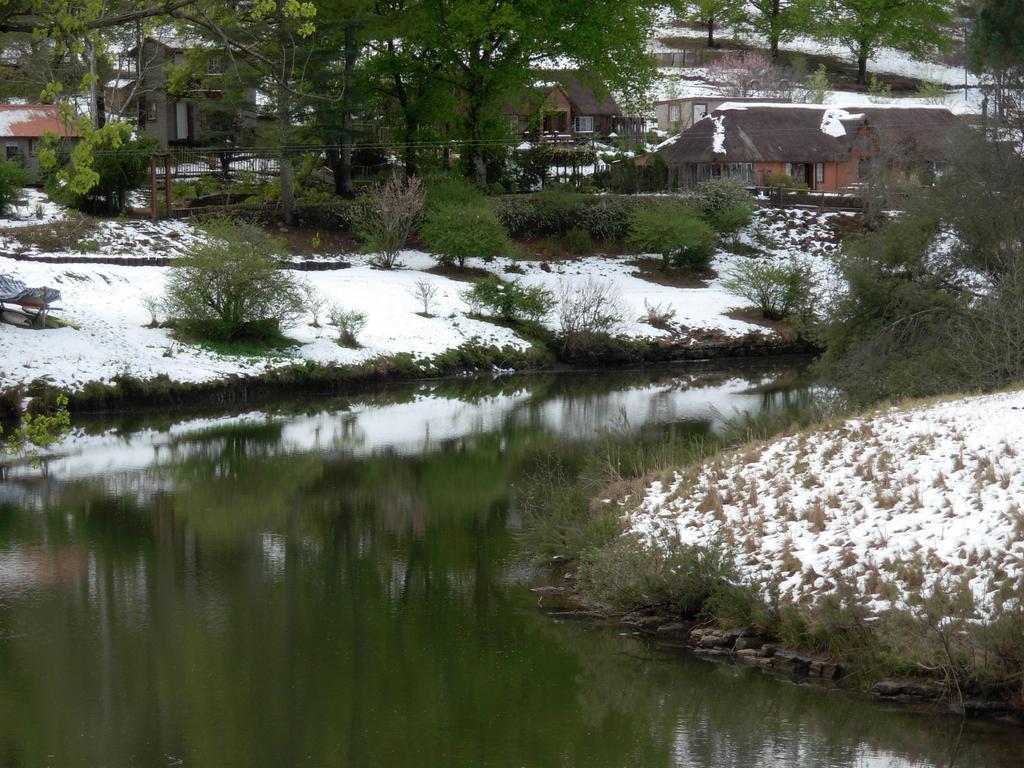 אונדרברג Umzimkulu River Lodge מראה חיצוני תמונה